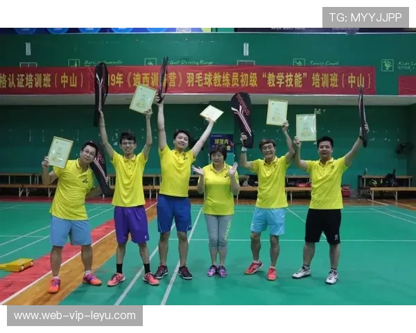 冠军球队教练团队荣获市级表彰，肯定贡献，冠军教练得多少钱